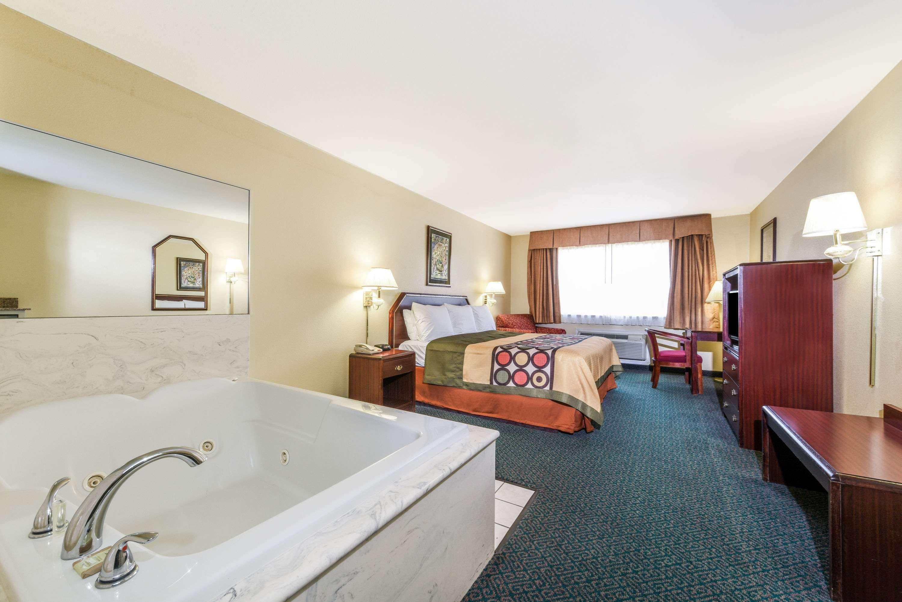 Super 8 By Wyndham Burleson Fort Worth Area Kültér fotó